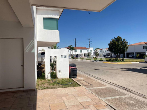 Imagen 29 de 30 de Casa En Renta - (2)