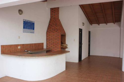 Imagen 20 de 20 de En Venta Casa Con Acabados Modernos Sprc