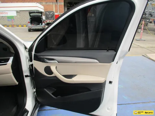 BMW X1 SDRIVE 20i 2000CC AT AA