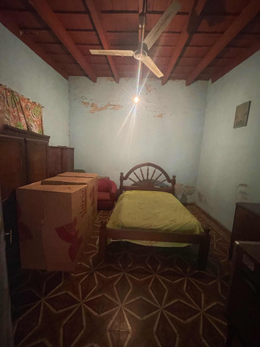 Vendo Casa Habitable A Refaccionar