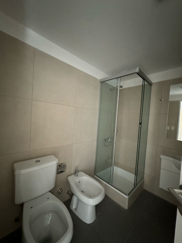 Departamento 1 Ambiente A Estrenar Con Balcón - Guardia Vieja Y Av. Medrano - Almagro
