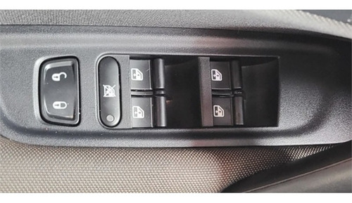 Imagem 14 de 14 de Fiat Toro 1.8 16v Evo Flex Endurance At6