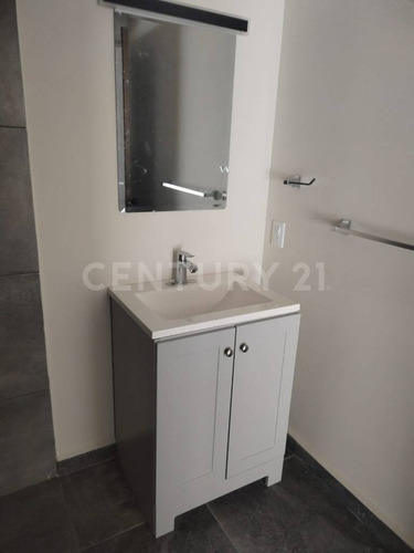 Venta De Casa En Col. Jacarandas Excelente Ubicacion Cerca De Plan De Ayala.