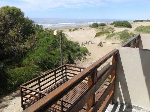 Imagen 1 de 13 de Triplex / Duplex En Costanara Mar Del Tuyu - Costa Del Este