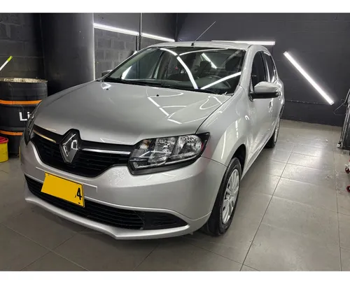 Renault Logan 1.6 Expression / Life +