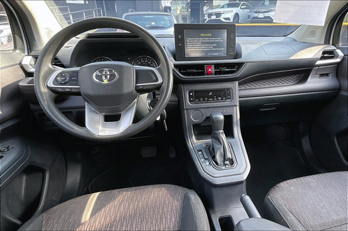Toyota Avanza 2023