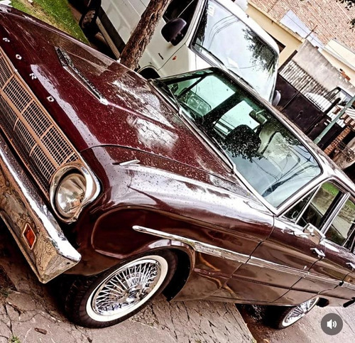 Ford Falcón Deluxe