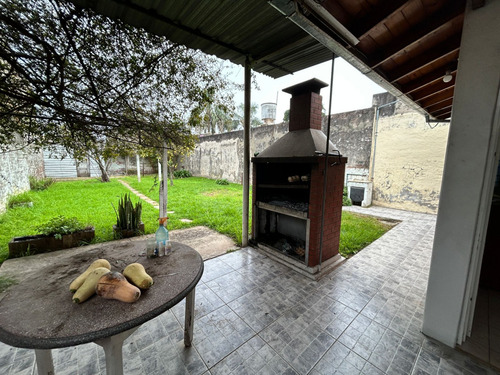 Casa Chalet En Muñiz - Cod A275