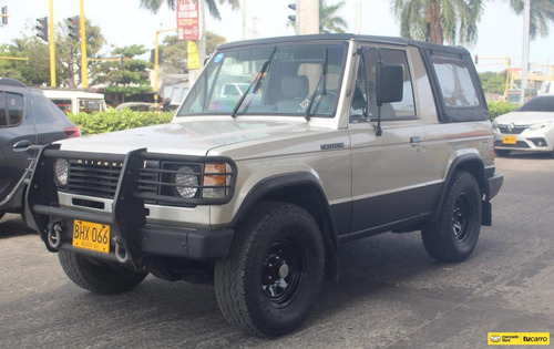 Mitsubishi Montero 2.6 L042 Lona