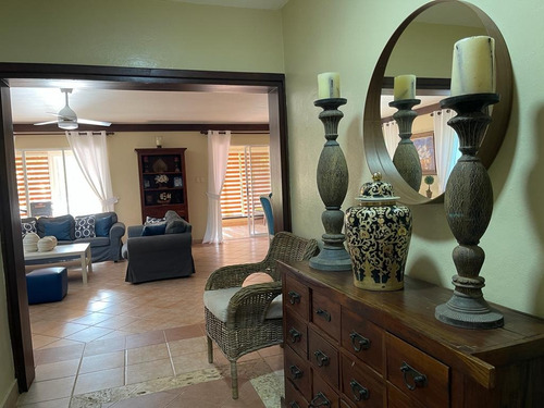Villa En Metro Country Club, Alquilo Juan Dolio.