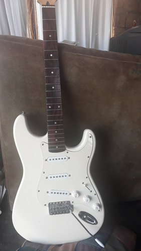 Squier Fender Stratocaster Korea Logo Dorado Cort Cn´95