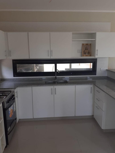 Imagen 9 de 27 de Casa En Santa Juana - Canning