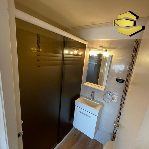 Imagen 8 de 13 de Alquiler Apartamento 2 Dormitorios Centro Montevideo B