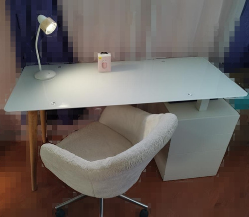 Escritorio Christi (incl. Lámpara Led Y Mini-aspiradora) (Usado)