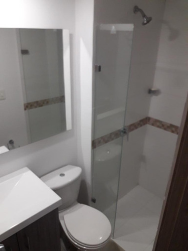 Imagen 11 de 17 de Apartamento En Arriendo En Cali Urbanización La Flora