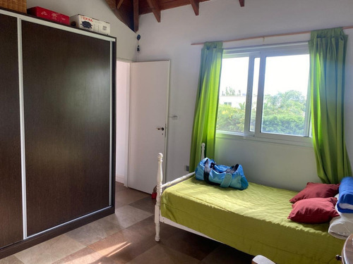 Imagen 25 de 30 de Venta Con Renta | Casa De Dos Plantas | Lote Interno | Cul De Sac - Santa Teresa, Villanueva