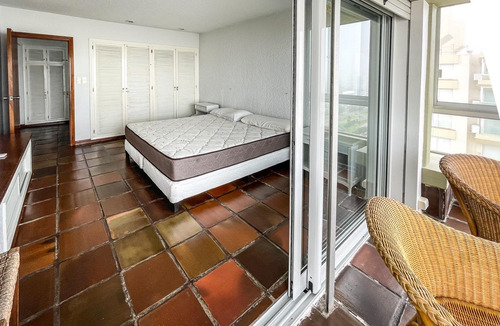 Imagen 14 de 29 de Apartamento En Venta De 3 Dormitorios En Playa Mansa (ref: Lij-5615)