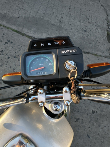 Suzuki Ax100