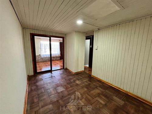 Casa En Venta De 3 Dorm. En Curicó