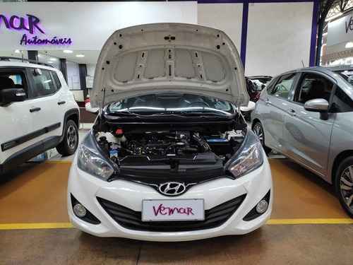 Imagem 4 de 15 de Hyundai Hb20s 1.0 Comfort Style 12v