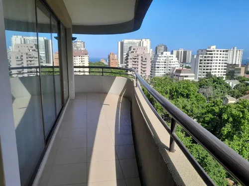 Departamento En Venta De 4 Dorm. En Viña Del Mar