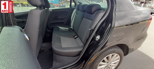 Imagem 10 de 15 de Volkswagen Voyage 1.6 Mi Comfortline 8v Flex 4p Automatizado