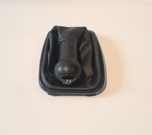 Imagen 5 de 5 de Bora Golf Vw, Cofia De Cambios Nuevas