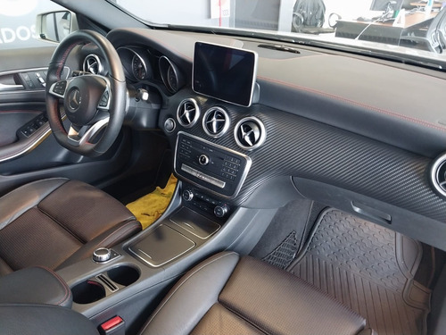 Imagen 10 de 23 de Merecedes Benz A250