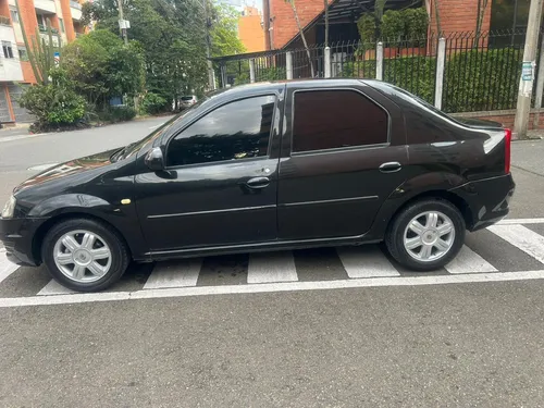 Renault Logan 1.6 Expresion 2012