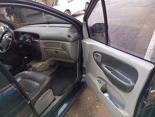 Renault Scenic 1.6 16v Expression Hi-flex 5p