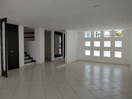 Casa En Venta Claustro De La Catedral Centro Sur Querétaro Vc