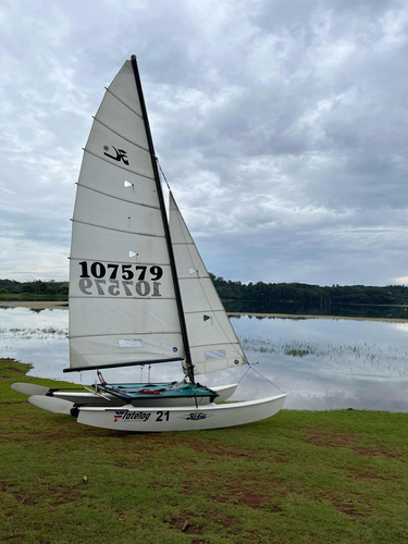 Veleiro Hobie Cat 16