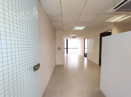 Renta - Oficina - Lomas De Sotelo -82 M2 - Piso 6