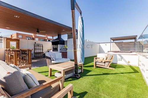 Amplio Penthouse Con Terraza Panorámica, 3 D + Escritorio