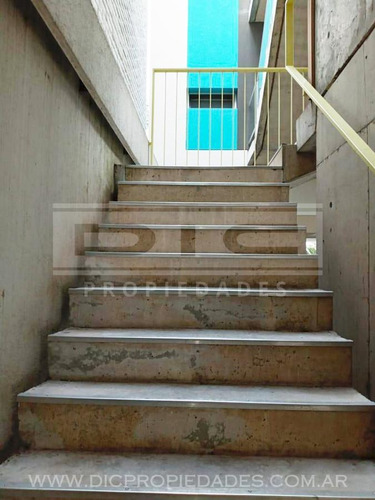 Imagen 18 de 29 de Semipiso De 3 Amb Con Cochera, Estilo Moderno En San Isidro