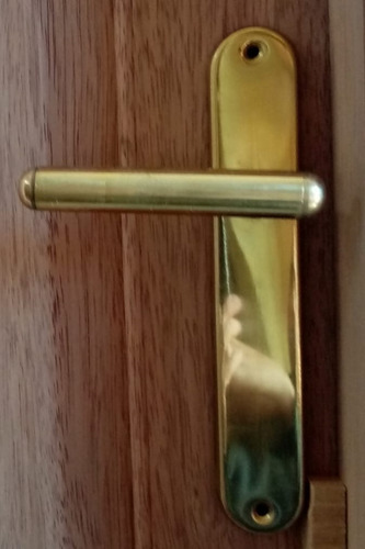 Imagen 1 de 2 de Frente Manija Para Puerta Bronce Vástago 8mm