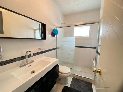 Imagen 12 de 12 de Se Vende Casa 650m2 4h+s/4b+s/4p Los Palos Grandes