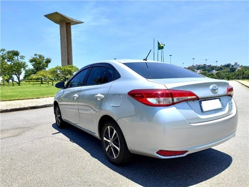 Toyota Yaris 1.5 16v Flex Sedan Xs Connect Multidrive