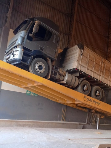 Imagem 2 de 3 de Iveco Strailler