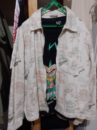 Campera Gabardina Pull & Bear Estampa Oversize Puma Adidas (Usado)