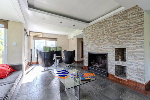 Casa En Venta Y Alquiler En Campos De Alvarez