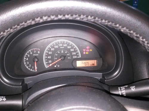 Nissan Versa 2012 1.6 16v S Flex 4p