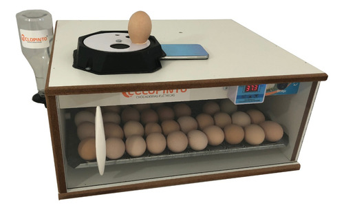 Chocadeira Eclopinto 120 Ovos, Digital, Viragem Automática.
