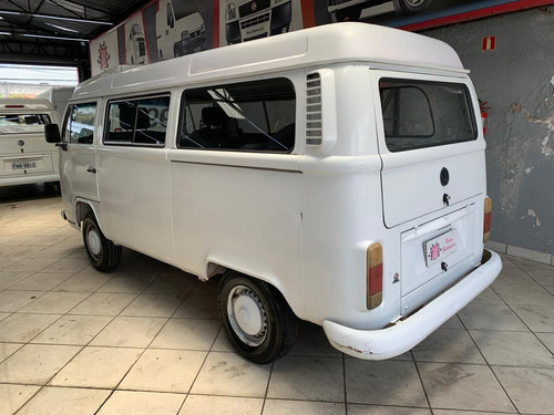 Volkswagen Kombi 1.6 STD 8V