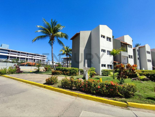 Acogedor Apartamento En Alquiler En Puerto Aventura, Lecheria