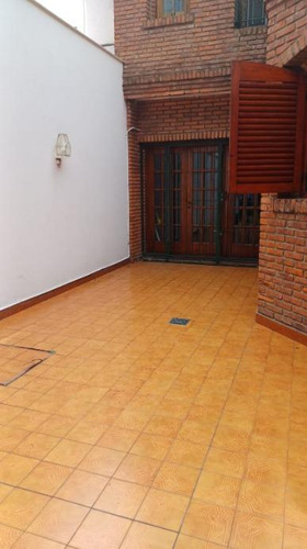 Casa En Villa Del Parque 7 Ambientes