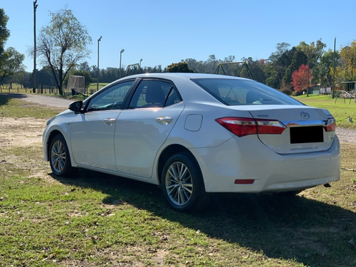 Imagen 3 de 12 de Toyota Corolla 1.8 Cvt Seg 2017
