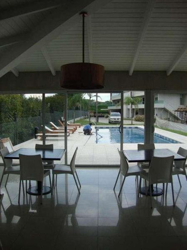 Amplio Departamento - Piso 200 M2 - Tres 3 Dormitorios - Urca Zona Norte - Complejo Cerrado Terraza