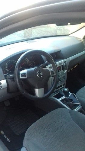 Vectra Elegante 2.0 2009