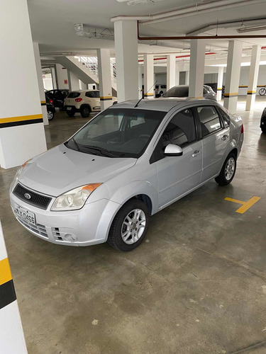 Imagem 1 de 5 de Ford Fiesta Sedan 2009 1.0 Flex 4p 71 Hp